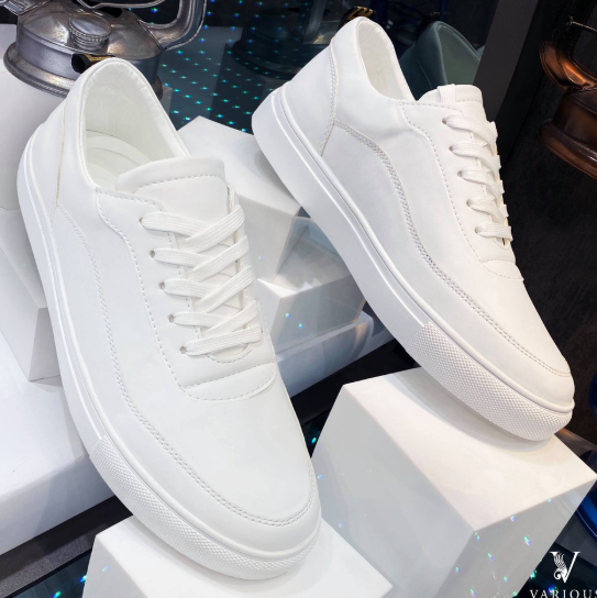Sneaker